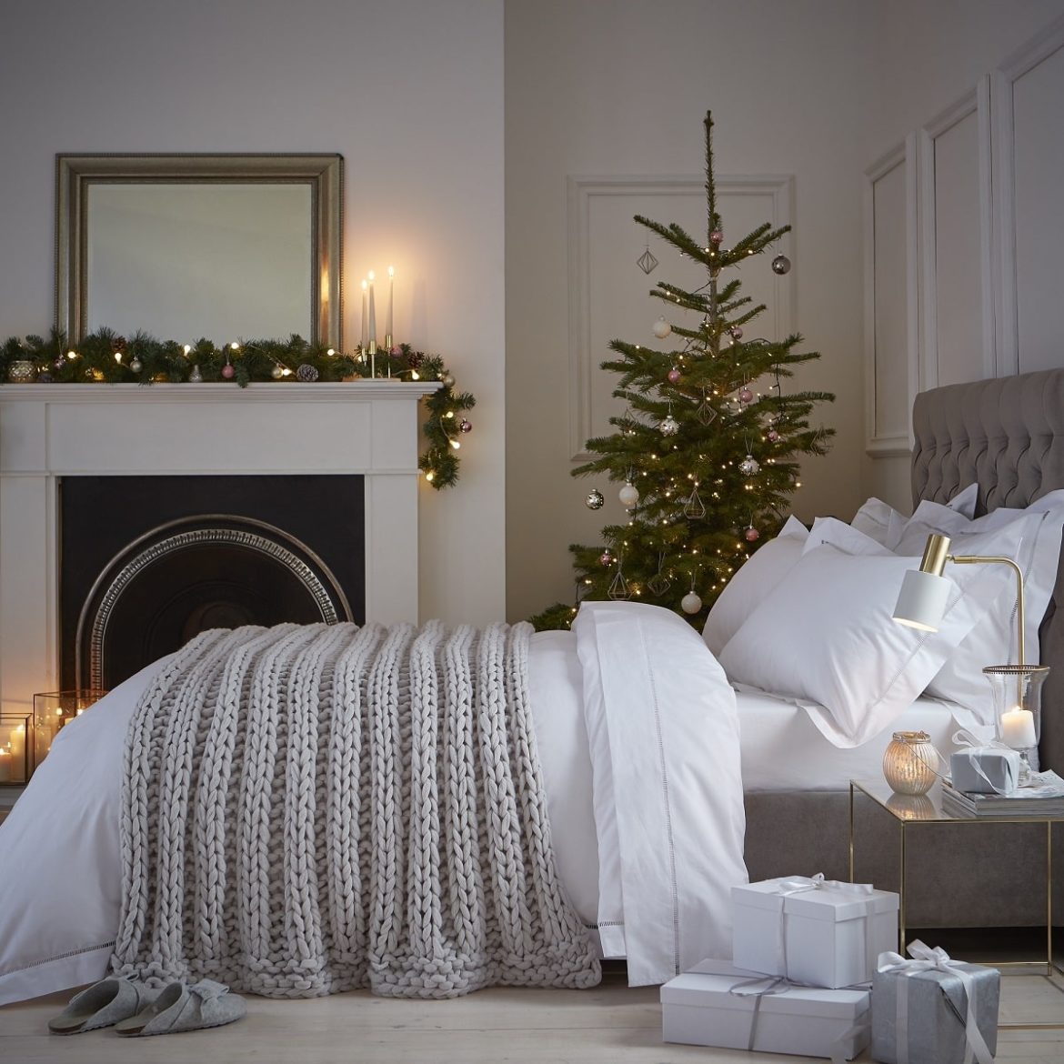 Ways To Make Your Bedroom Cosy This Christmas What Hannah